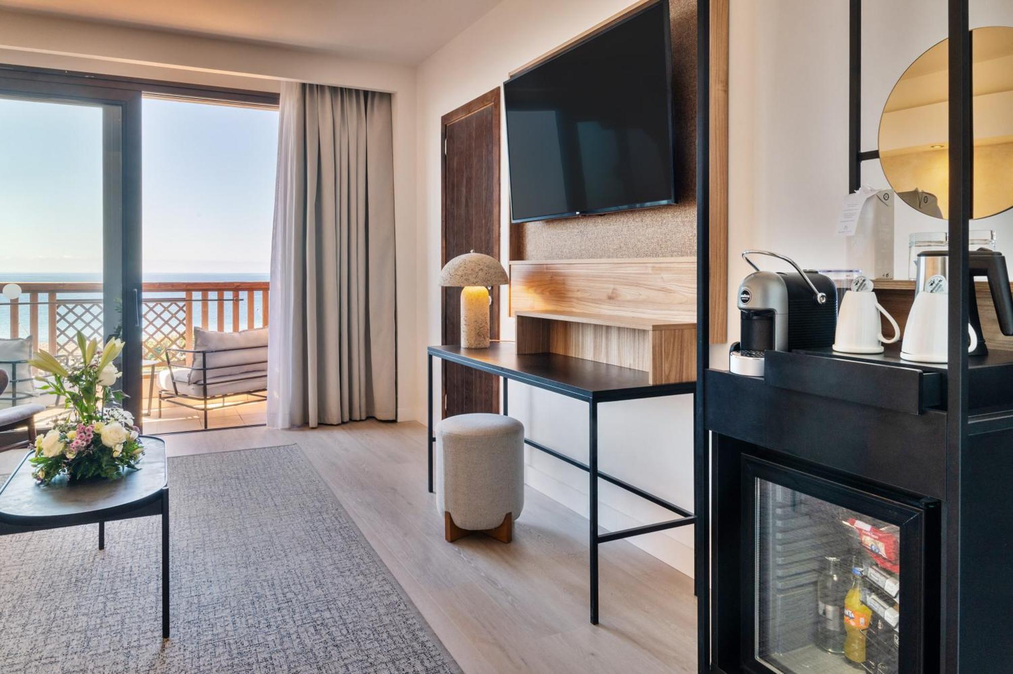 Deluxe Suite Sea View
