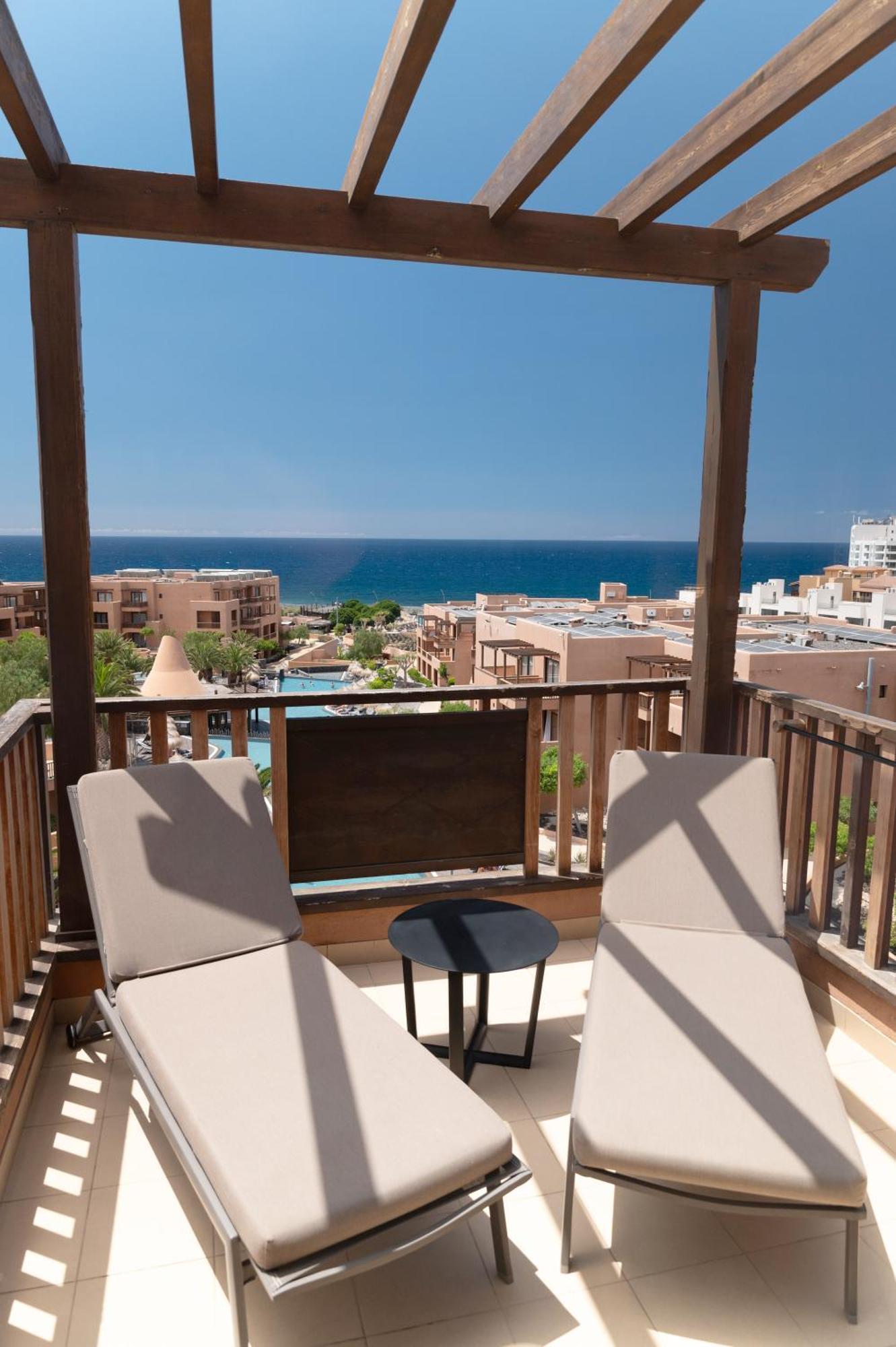 Deluxe Suite Sea View
