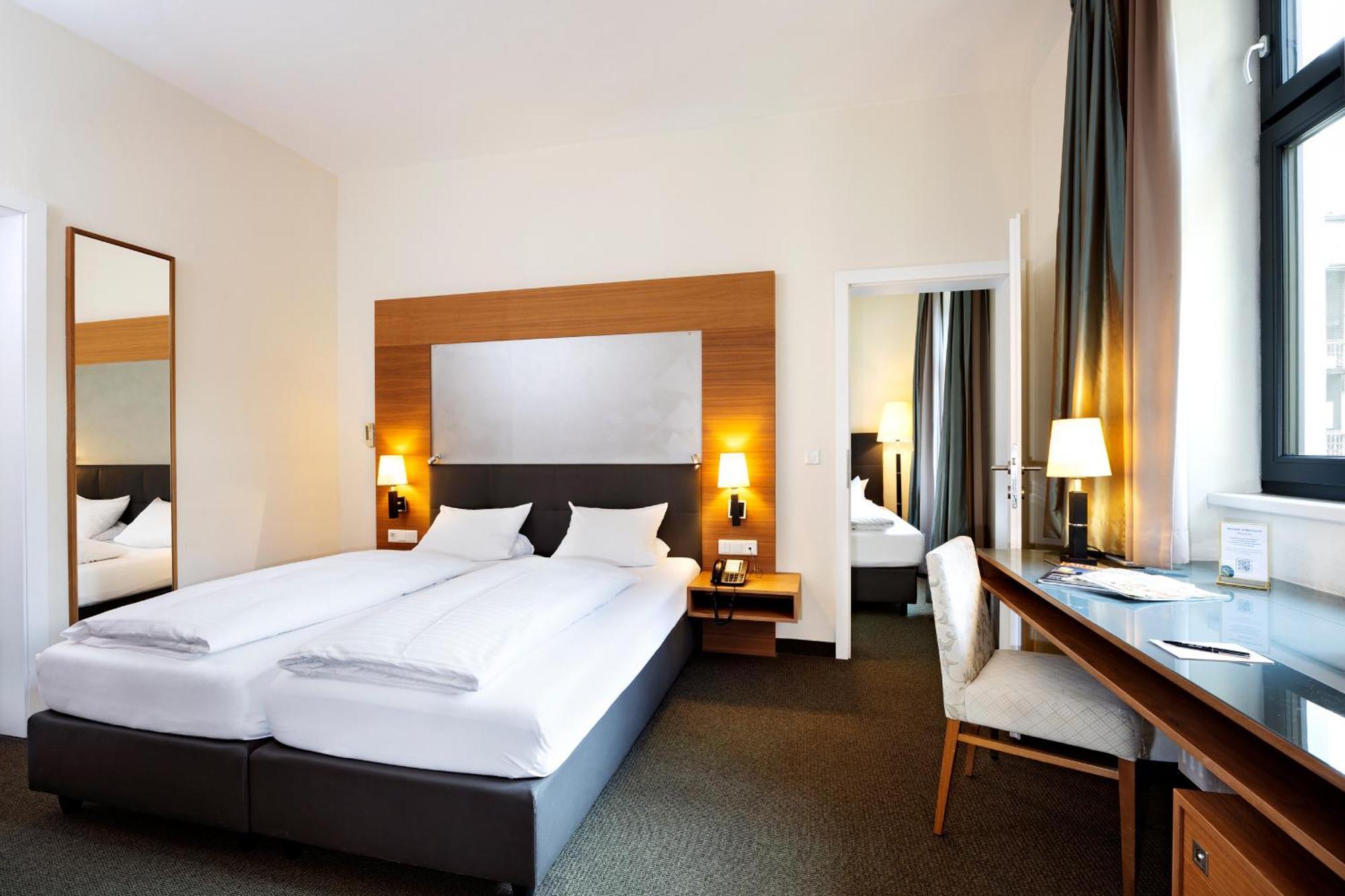 Junior Suite (Glazen Badkamer)