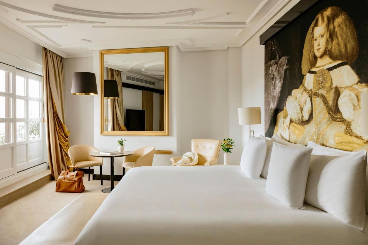 Suite Royal Red Level
