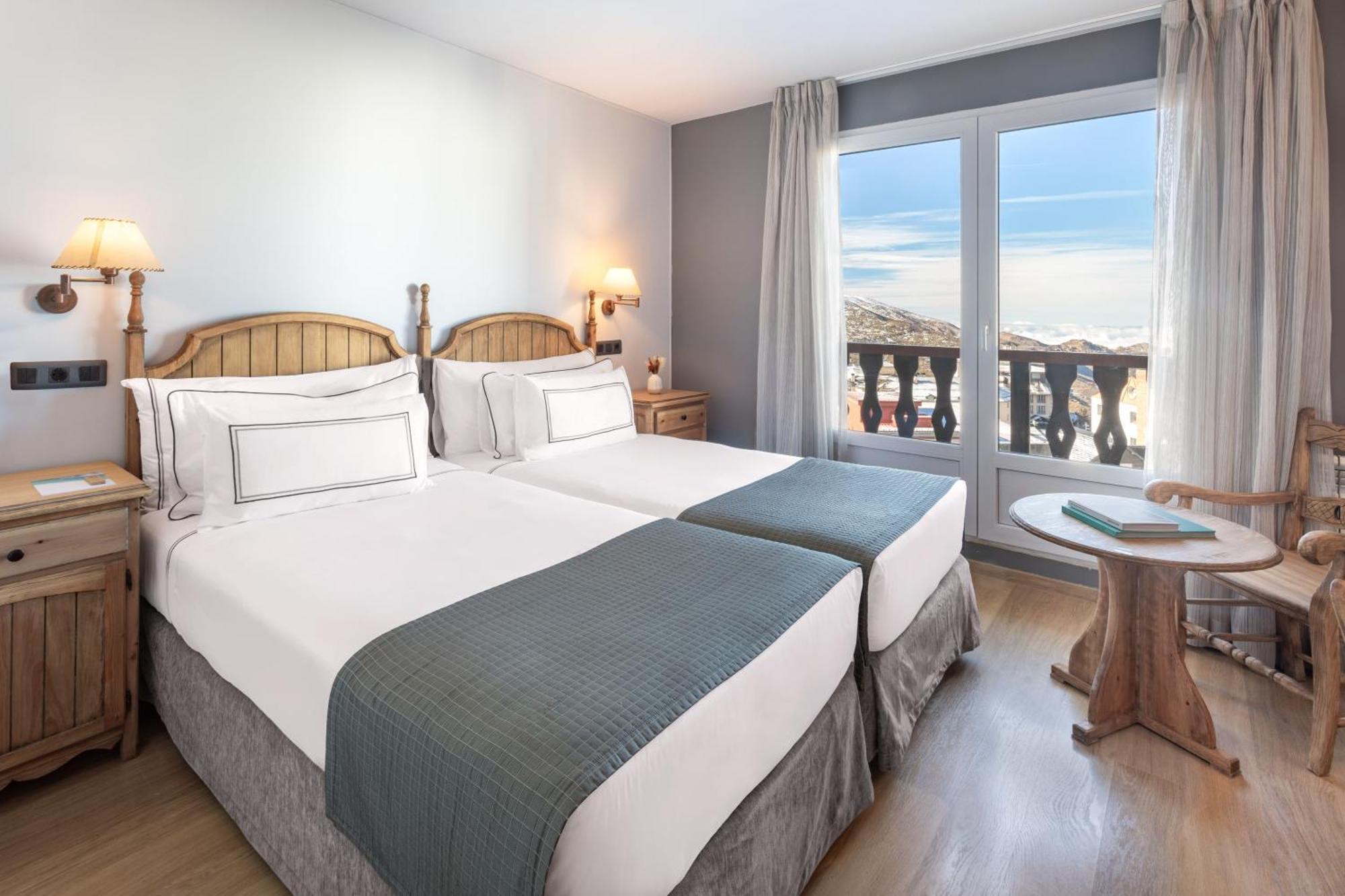Quarto Melia com Vista Montanhas