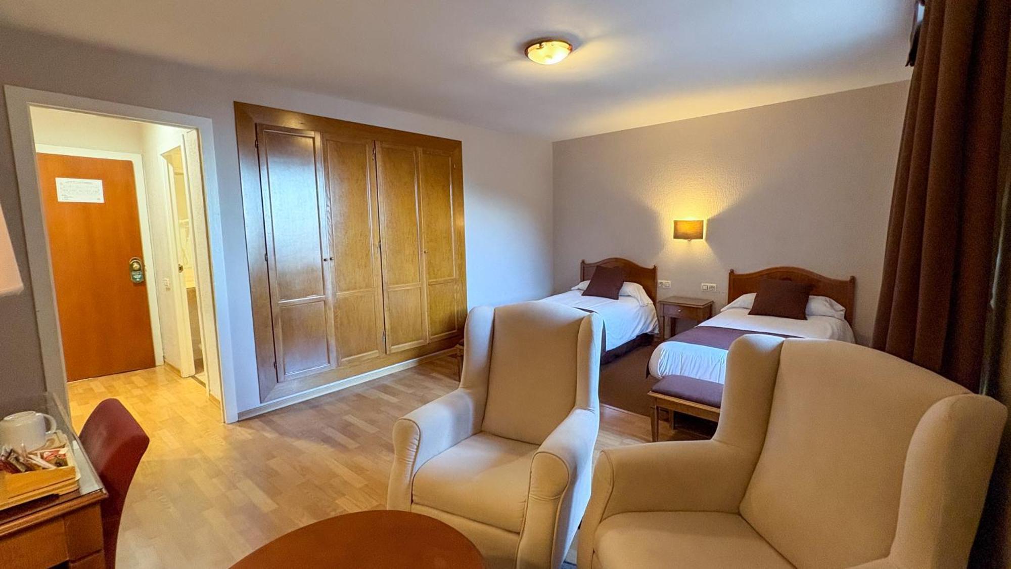 Twin Room