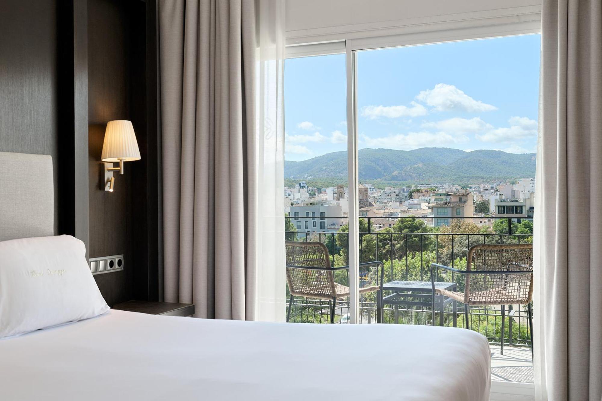 Deluxe Double Room Premium View