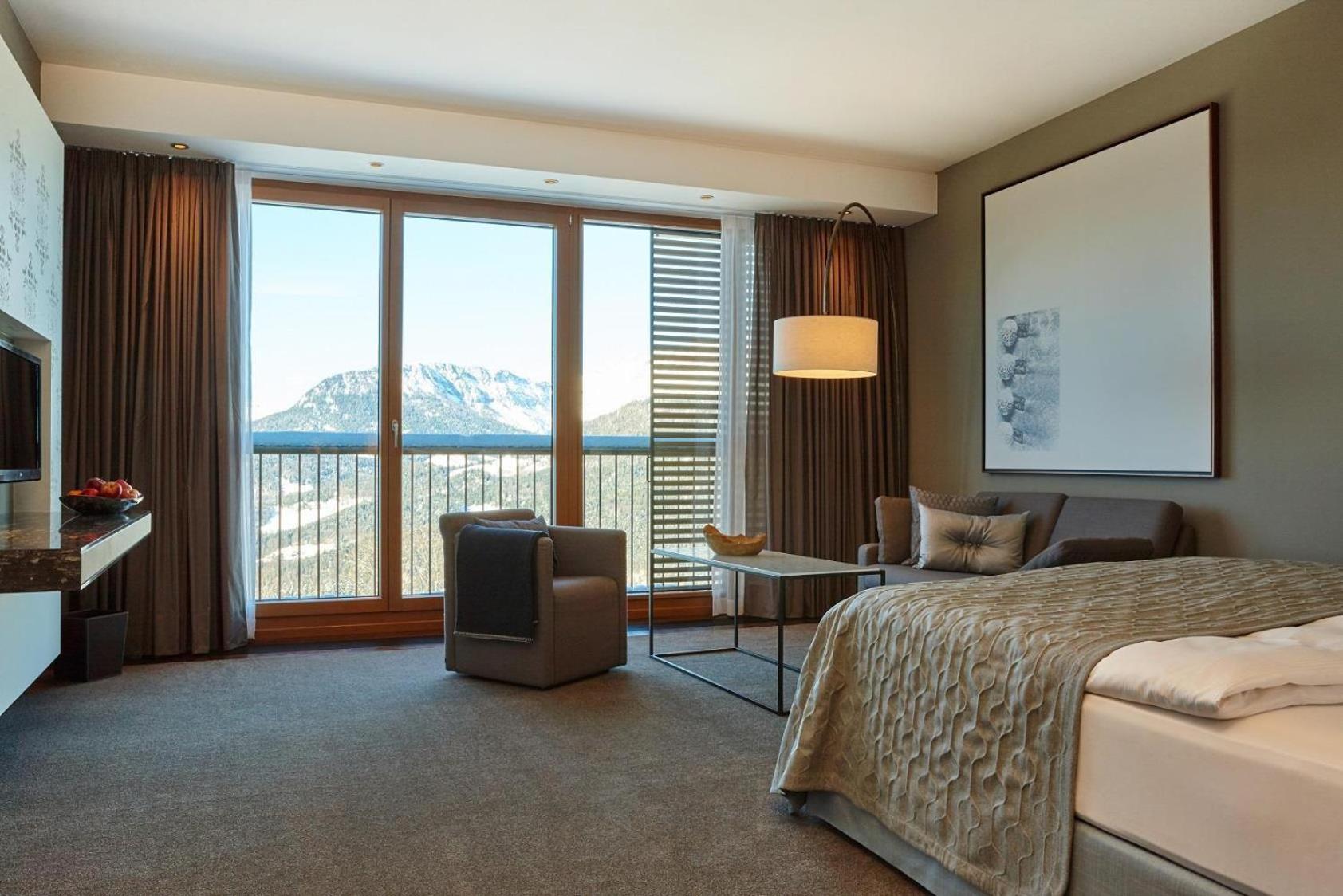 Deluxe Panorama View Room