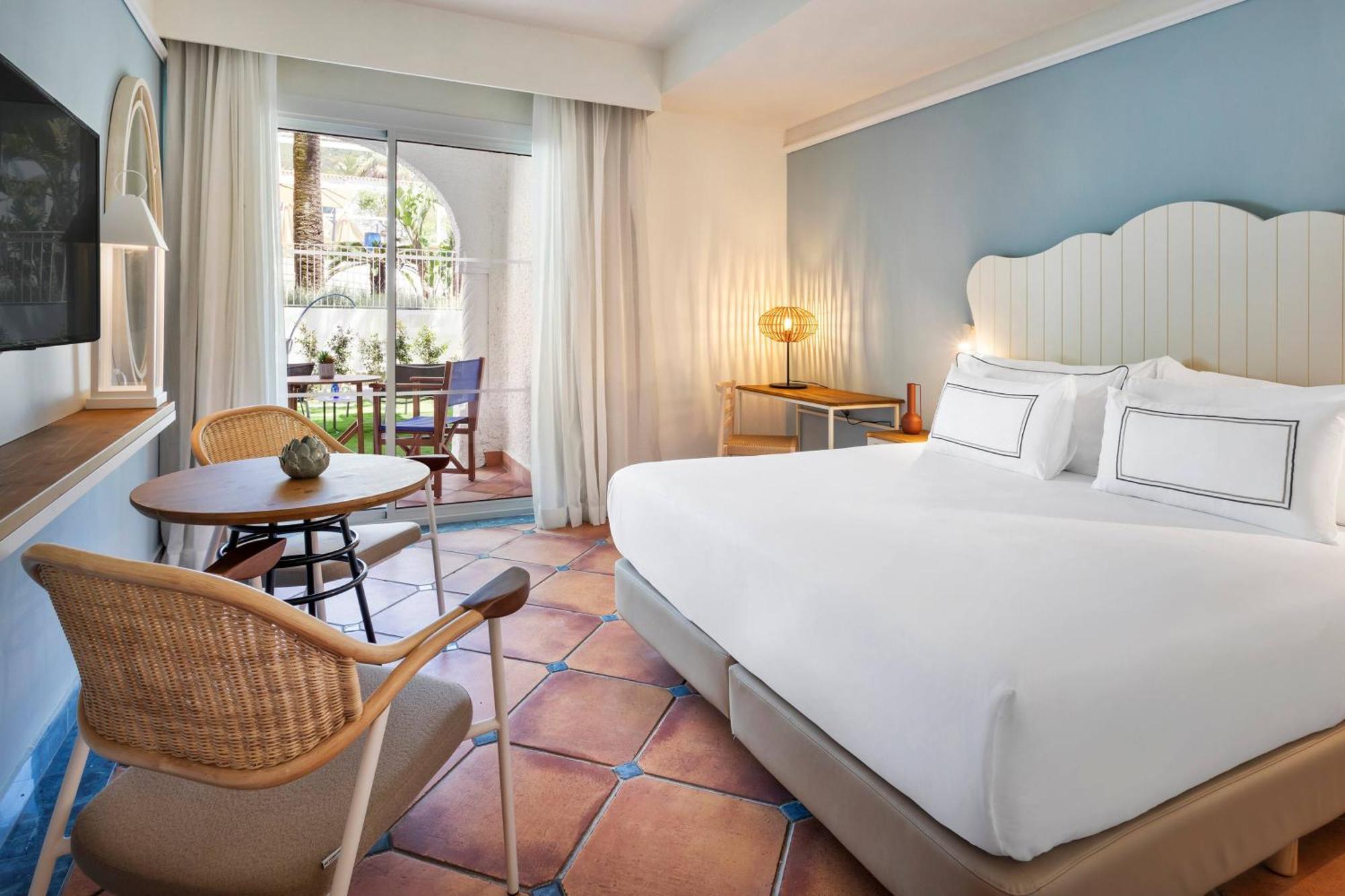 Premium Room Garden