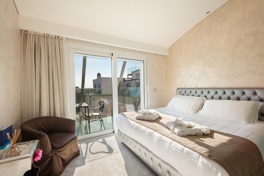 Junior Suite,191438101:JPEG