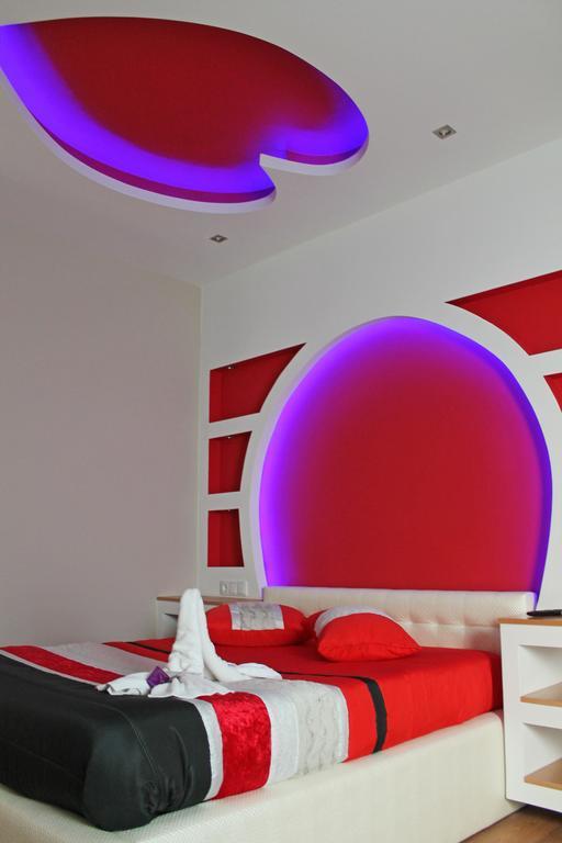 Double Room with Balcony,711032776:JPEG