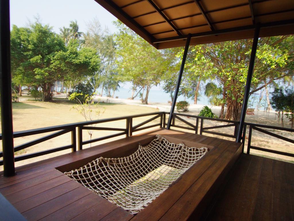 Deluxe Room Beach Front