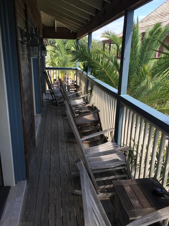 Deluxe King Room with Balcony