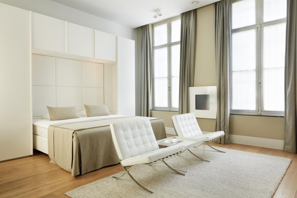 Classic Suite,318700429:JPEG