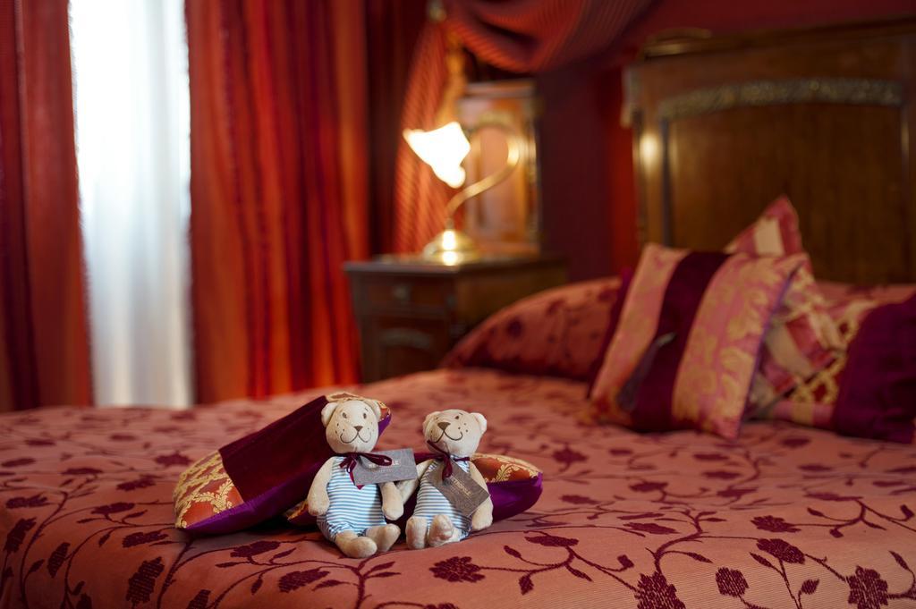Grand Deluxe Room