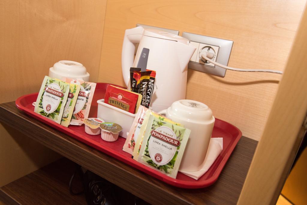 Classic Double Room,685757187:JPEG