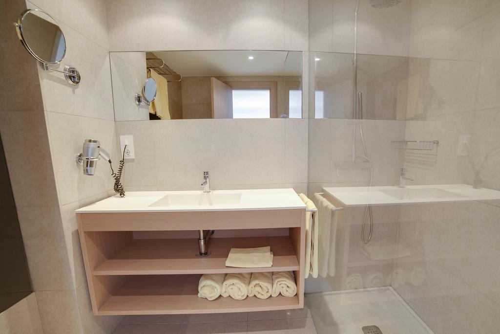 2 Bedroom Suite