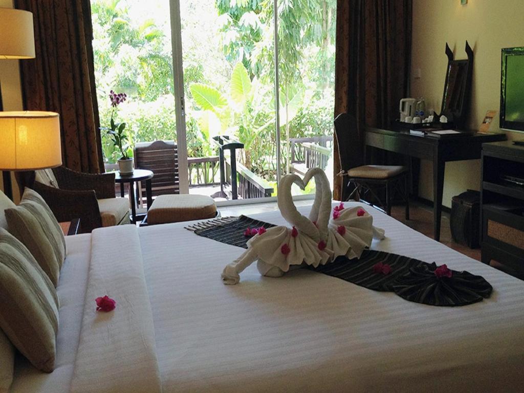 Deluxe Double or Twin Room with Garden View