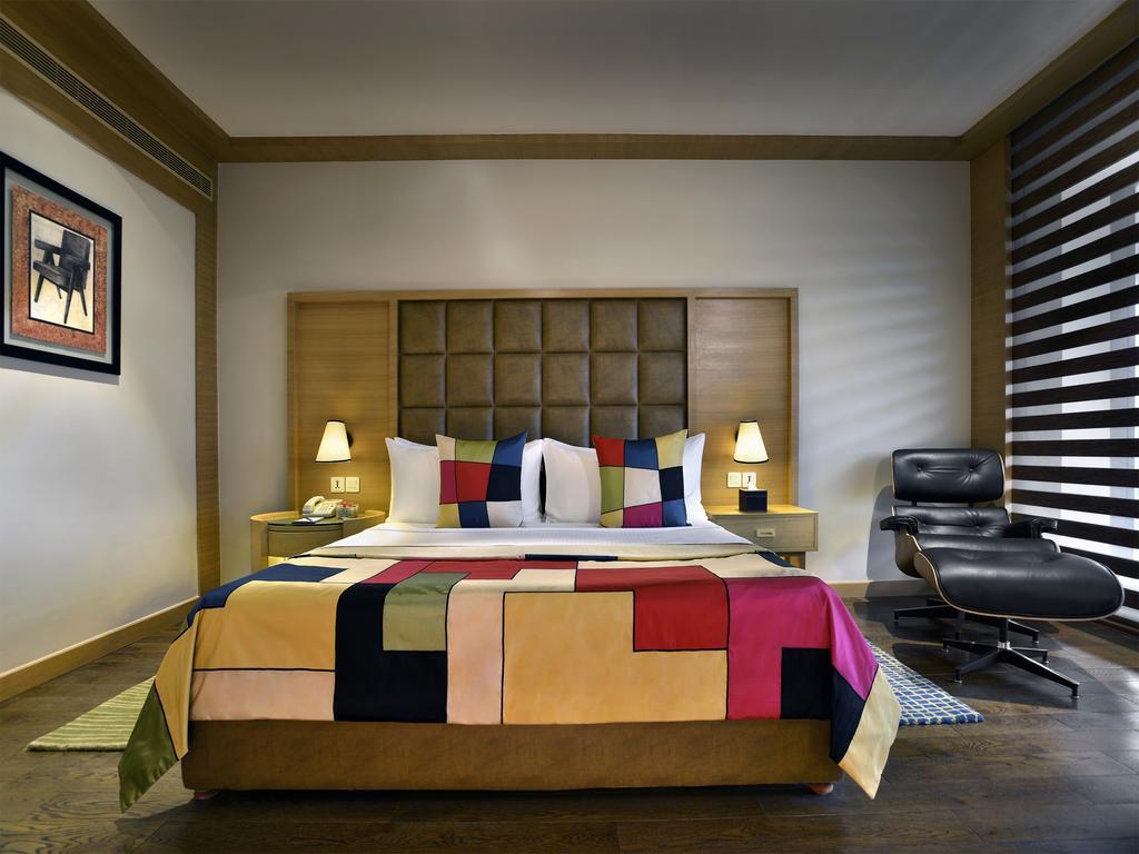 Premier King Room