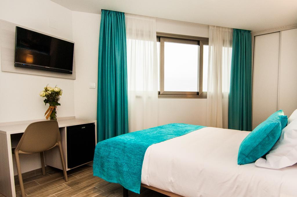 Triple Room,435534330:JPEG