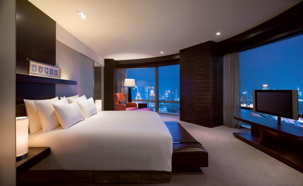 Diplomat Suite met Kingsize Bed