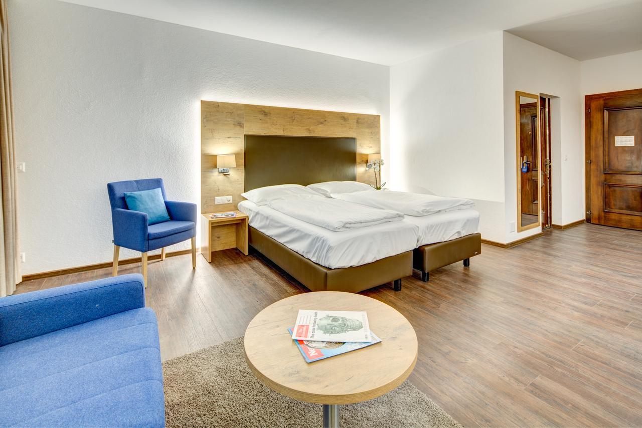 Double Room,918137314:JPEG