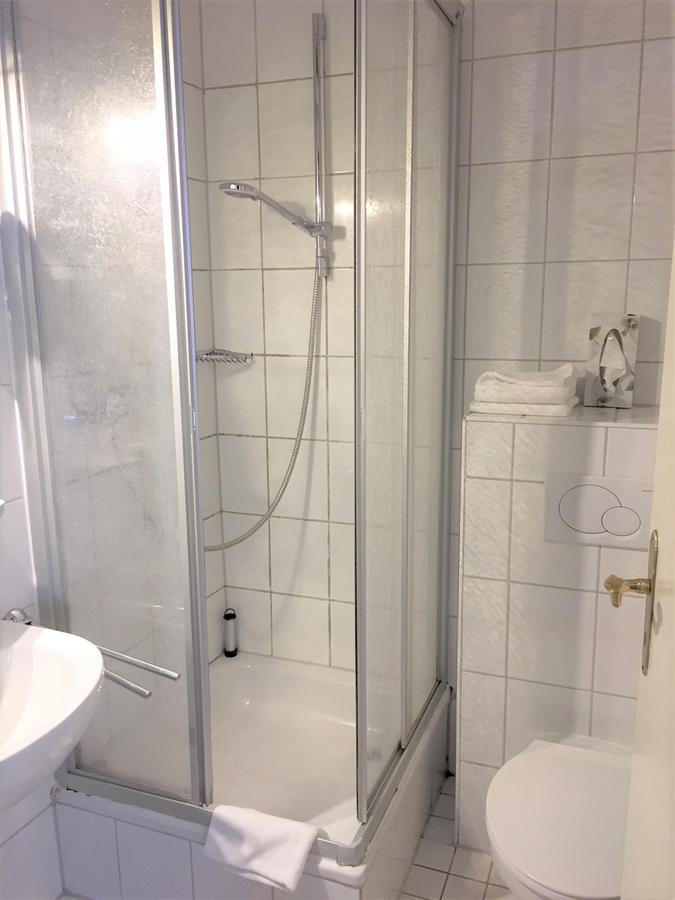 Budget Double Room Annex Villa Germania