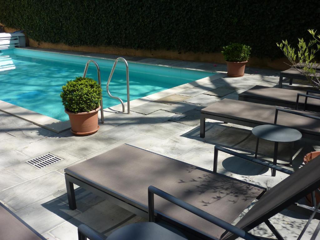 Double Room,81231627:JPEG