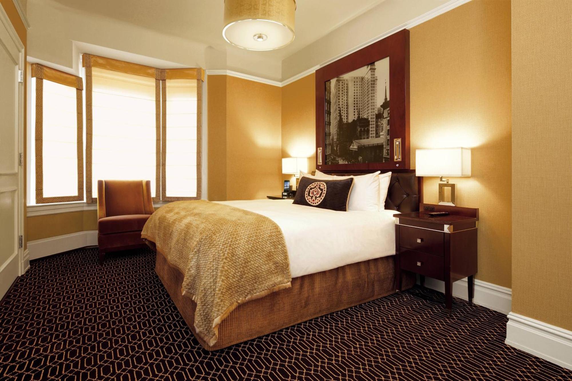 Queen Room,572769135:JPEG