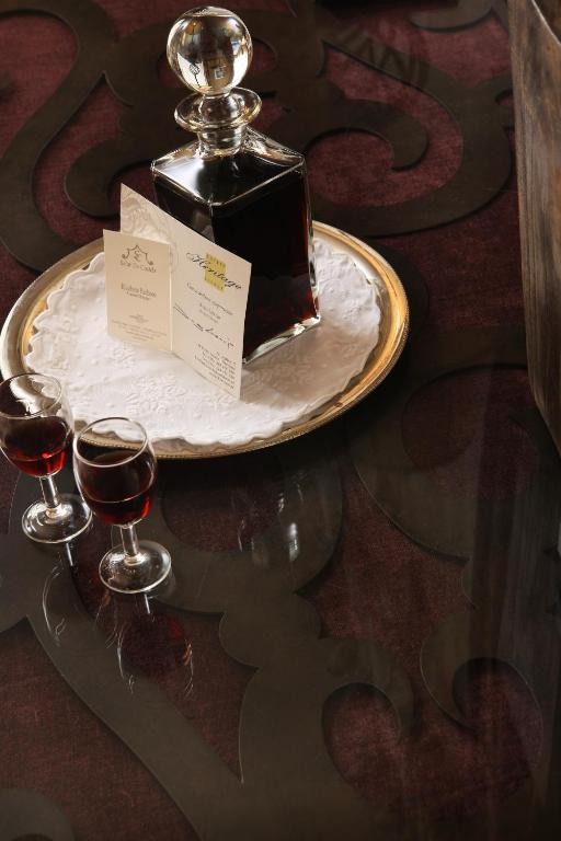 Petite Castelo Room