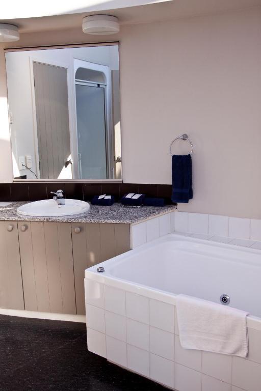 Deluxe Hoekkamer West