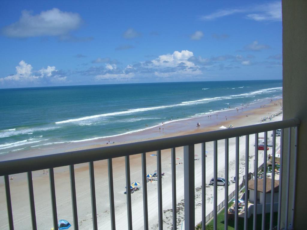 Queen Room Two Queen Beds Oceanfront,1149948901:JPEG