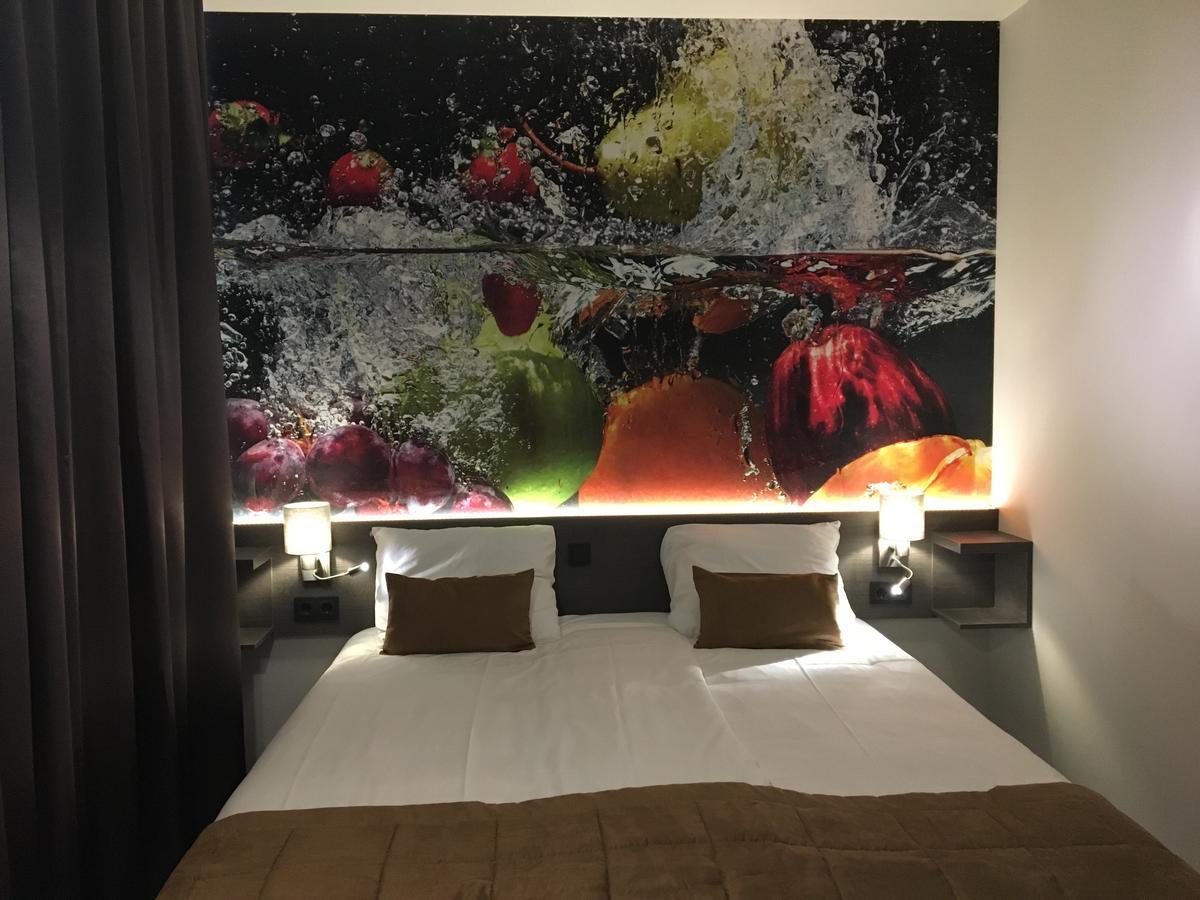 Twin Room,655945218:JPEG