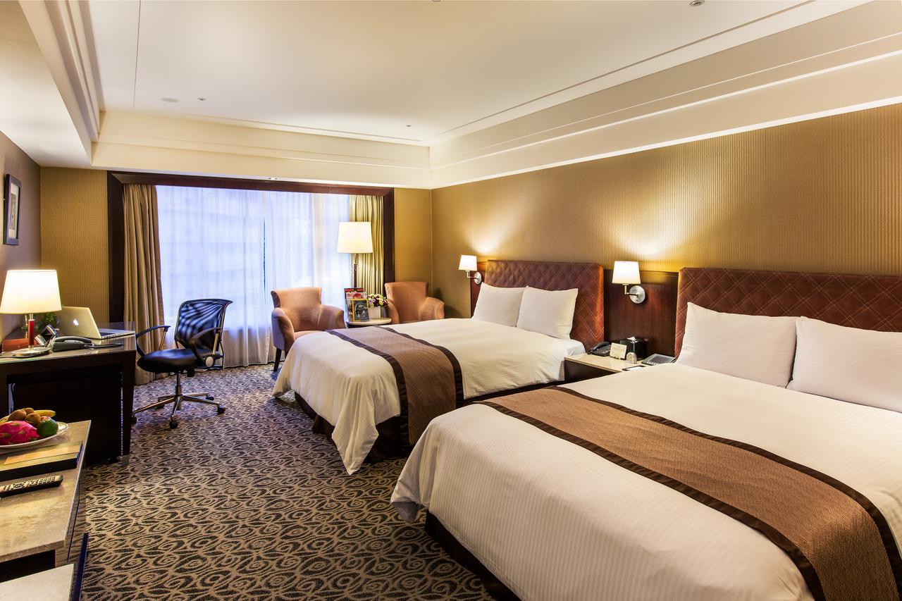 Deluxe Quadruple Room,632154123:JPEG