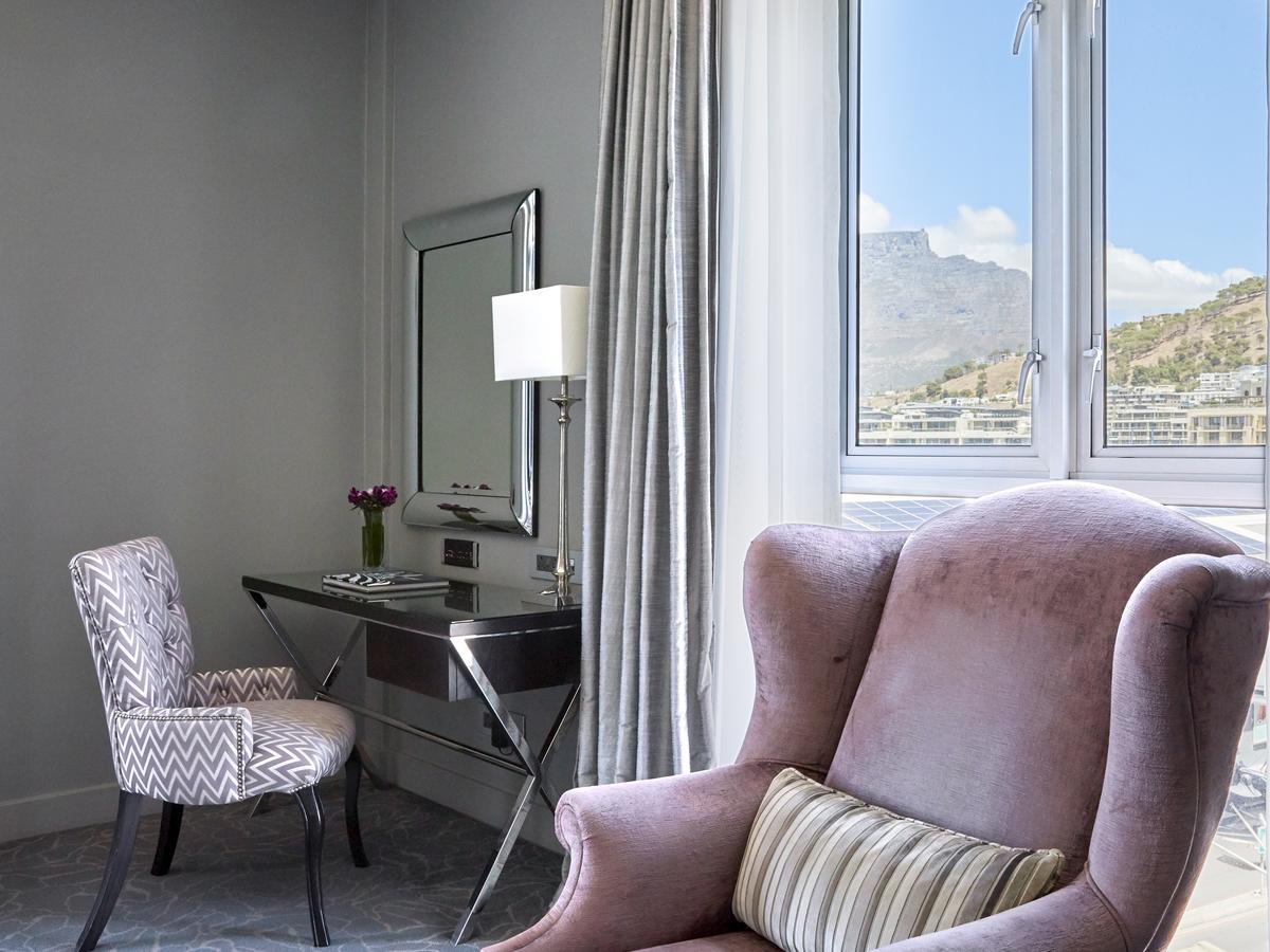 Premium Double or Twin Room Mountain View