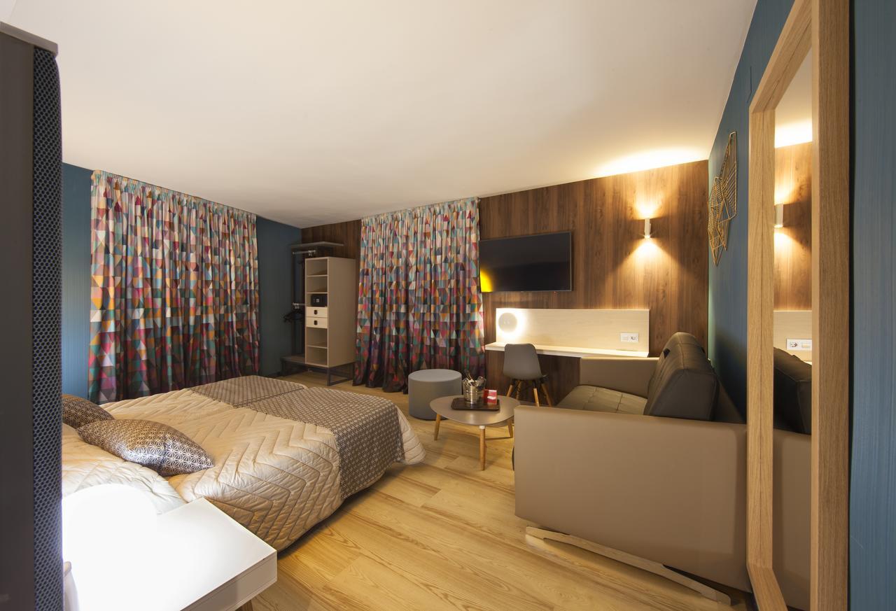 Suite Júnior (1 Adulto + 1 Criança)