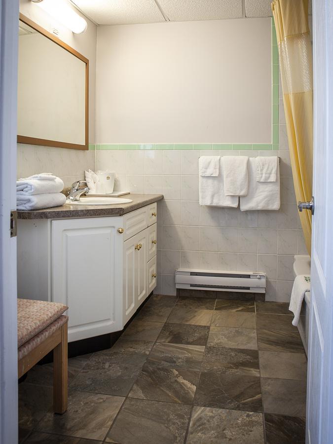 Two Queen Beds Suite