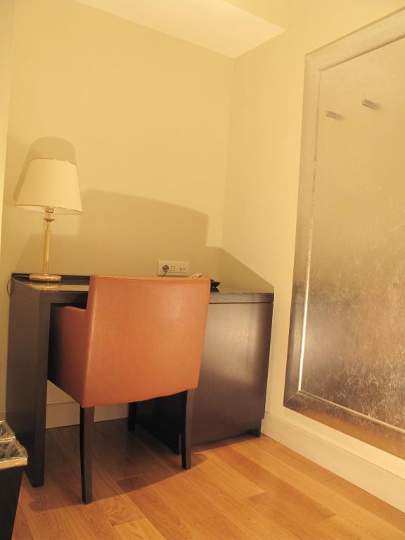 Standard Single Room,560977920:JPEG