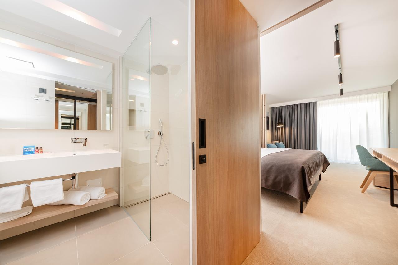 Premium Familienzimmer mit Balkon und Meerblick