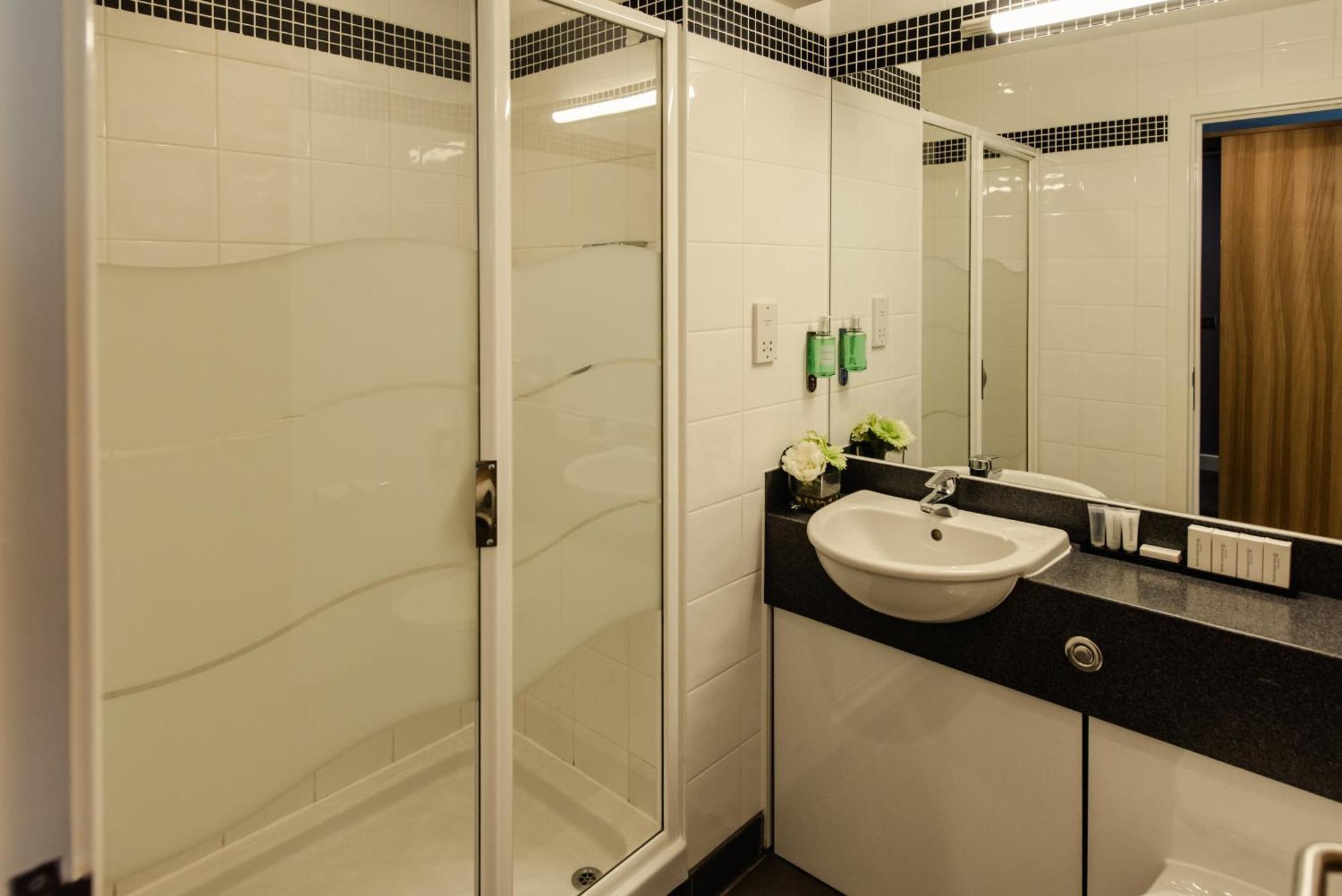 Quarto Duplo Standard