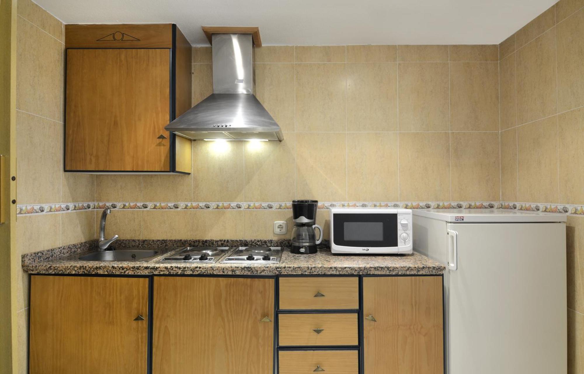 Apartamento de 2 dormitorios con vistas al mar (2-6 adultos)