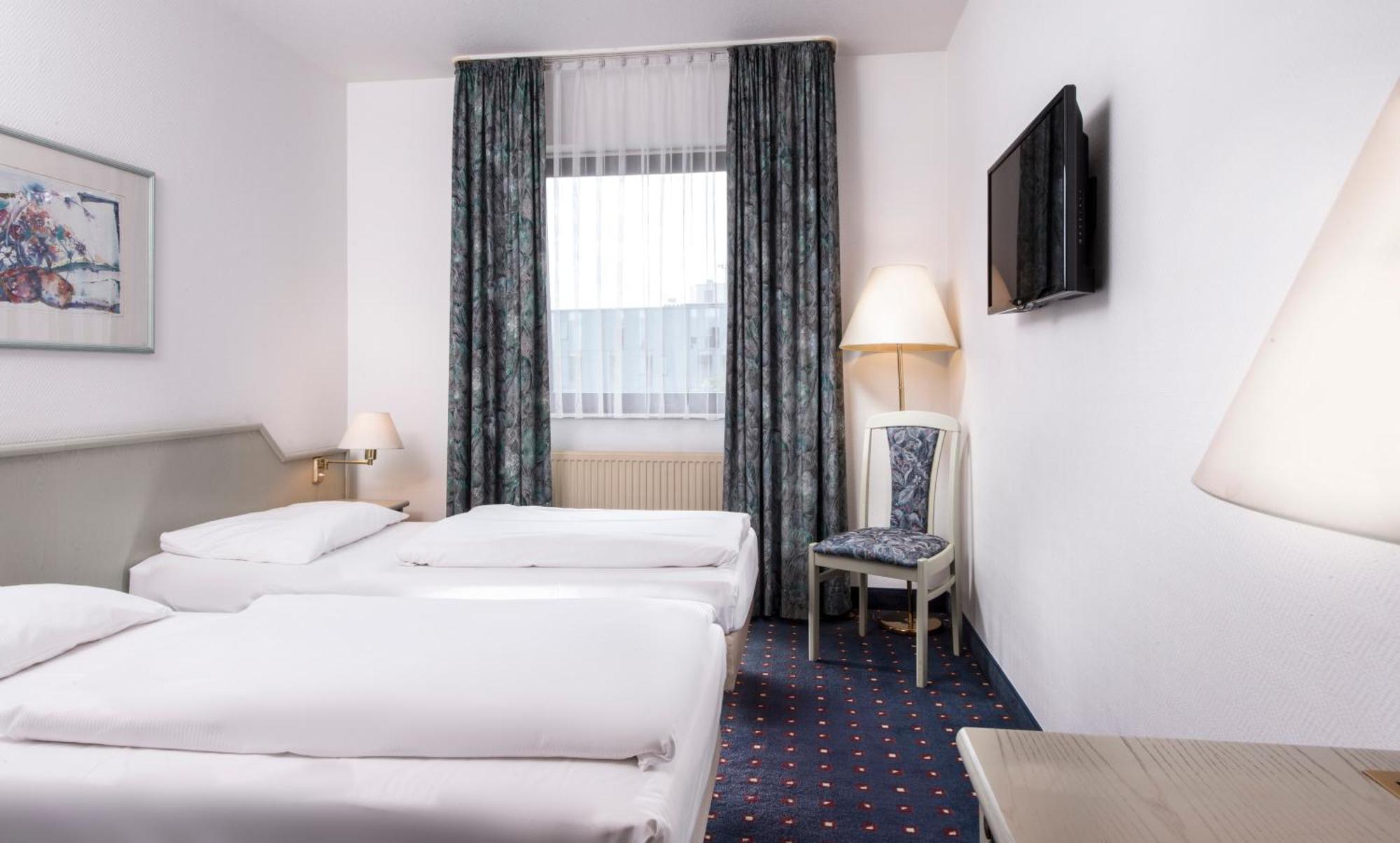 Standard Single Room,109216020:JPEG