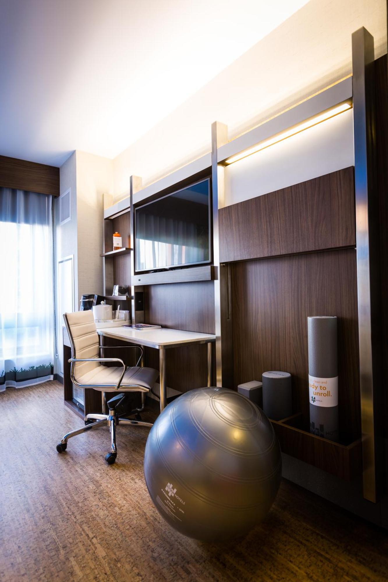 Standard Room,705197086:JPEG