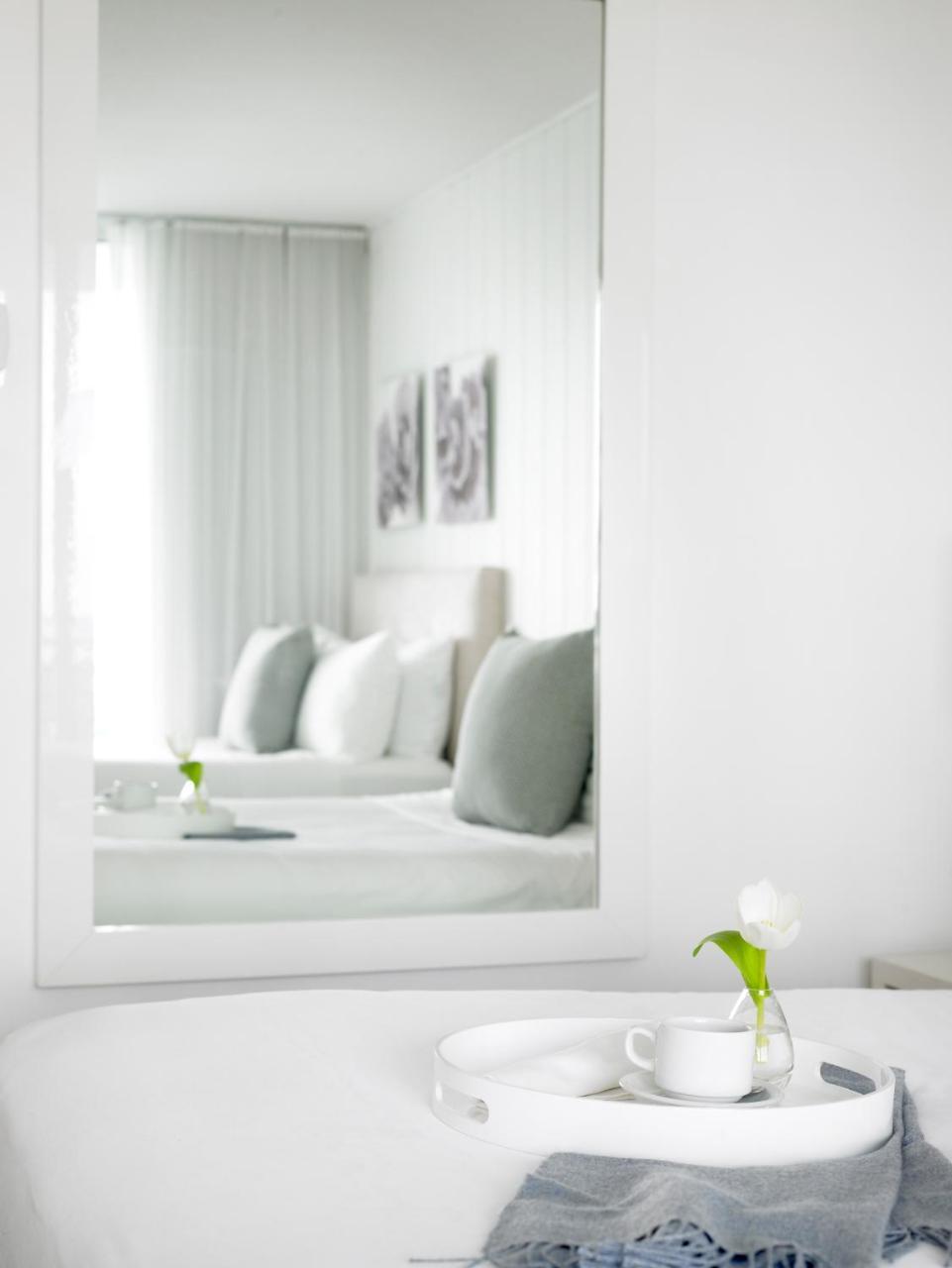Double Room with Two Double Beds and Partial Ocean View