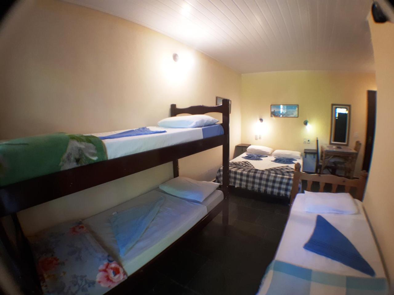 Quintuple Room