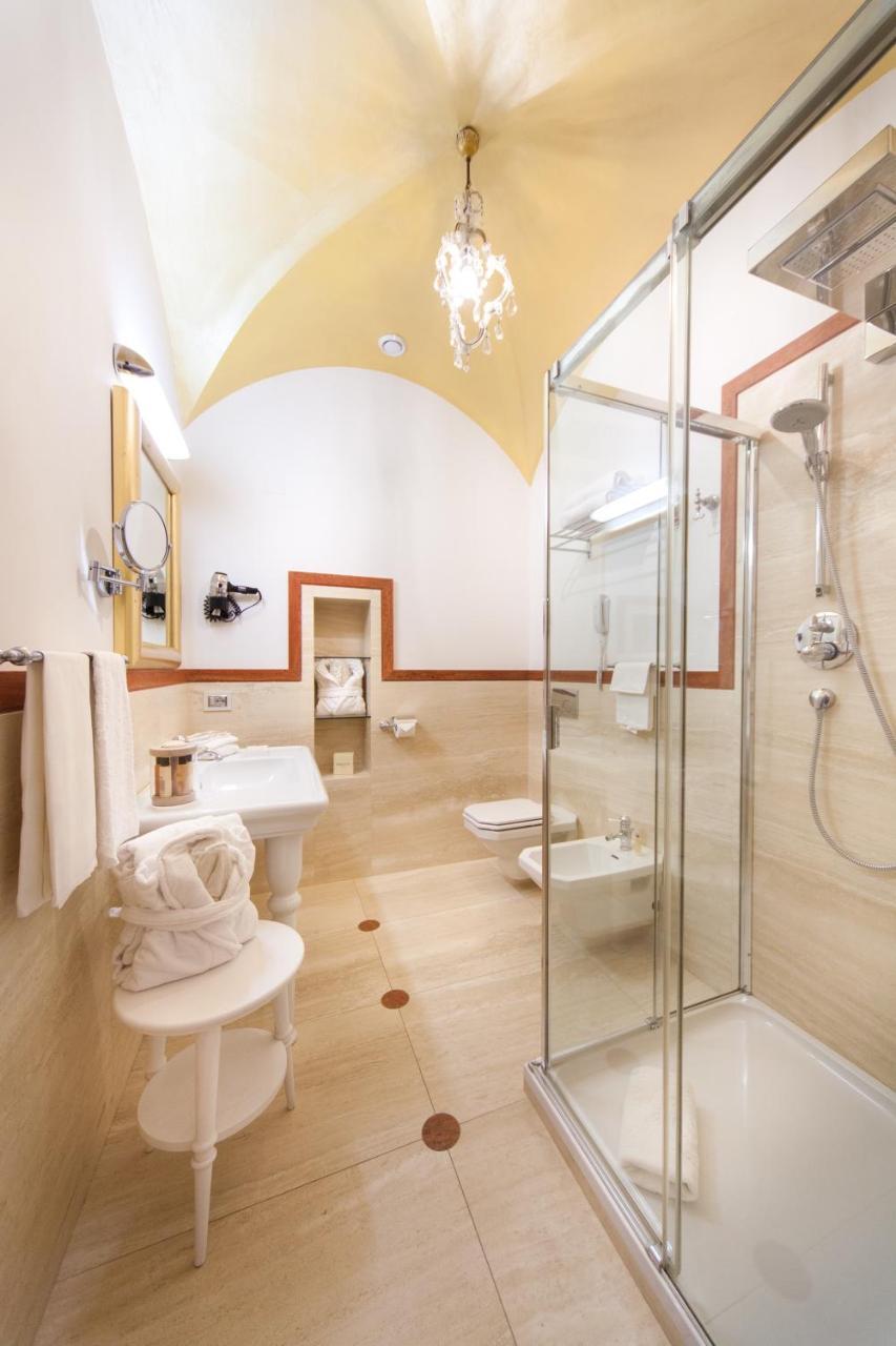 Quarto Deluxe com Cama de Casal ou 2 de Solteiro