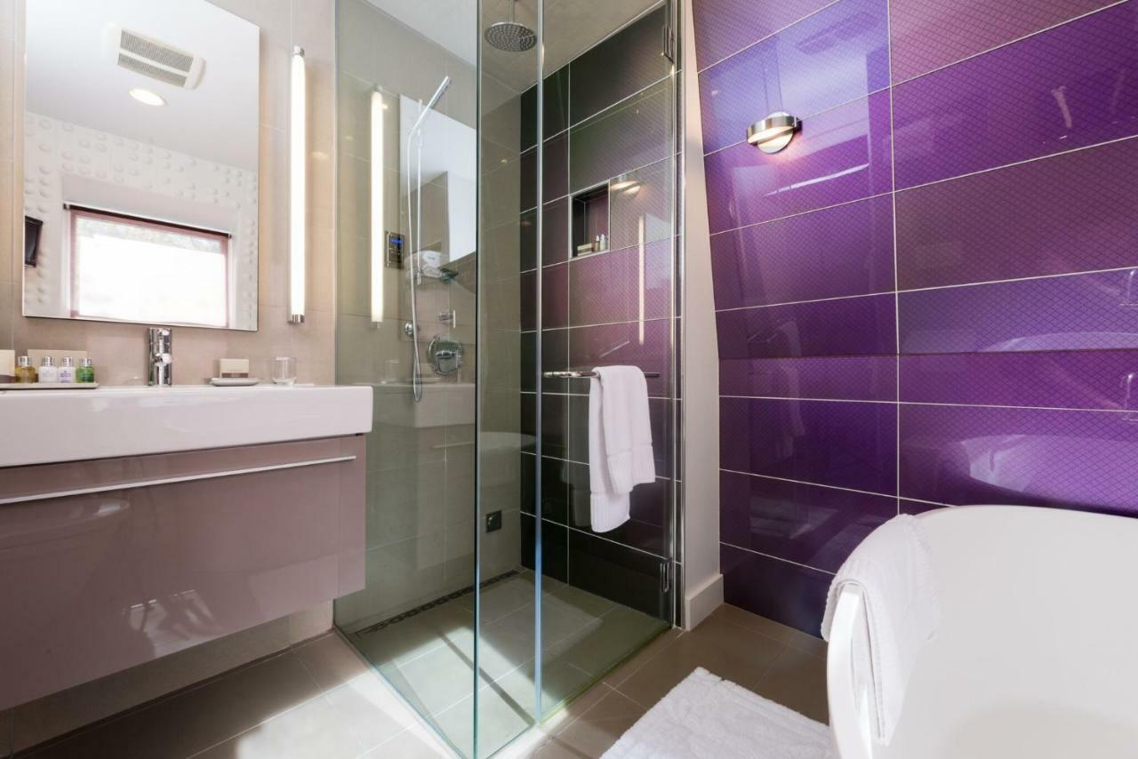 Junior Suite with Spa Bath,120313956:JPEG