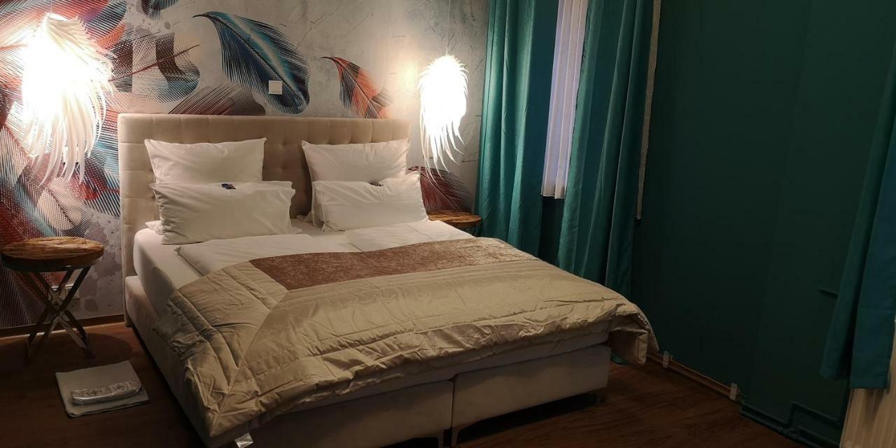 Standard King Room,789973665:JPEG