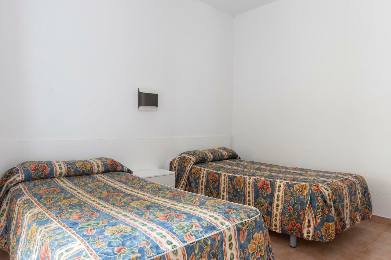 Apartment (2 Adults + 1 Child),1272423541:JPEG