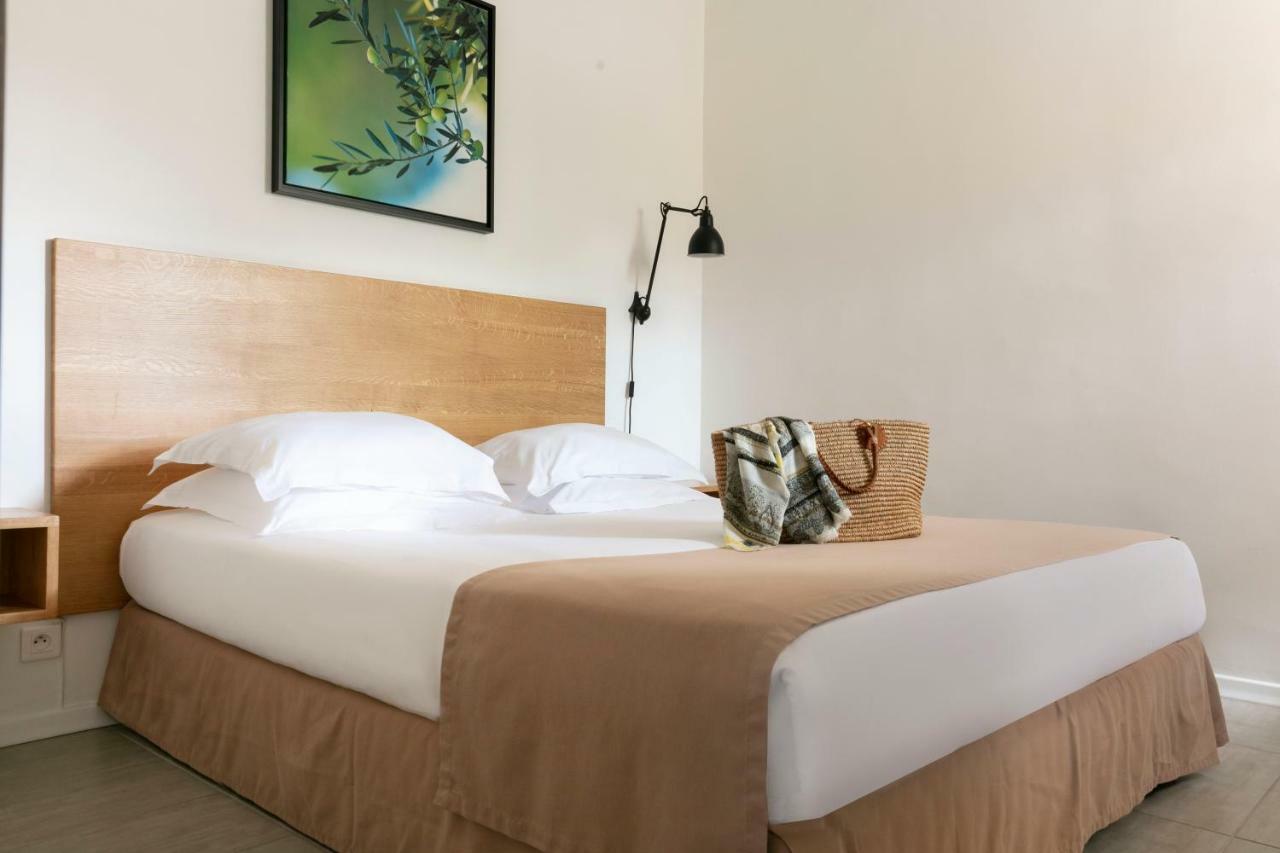 Premium Suite One Bedroom