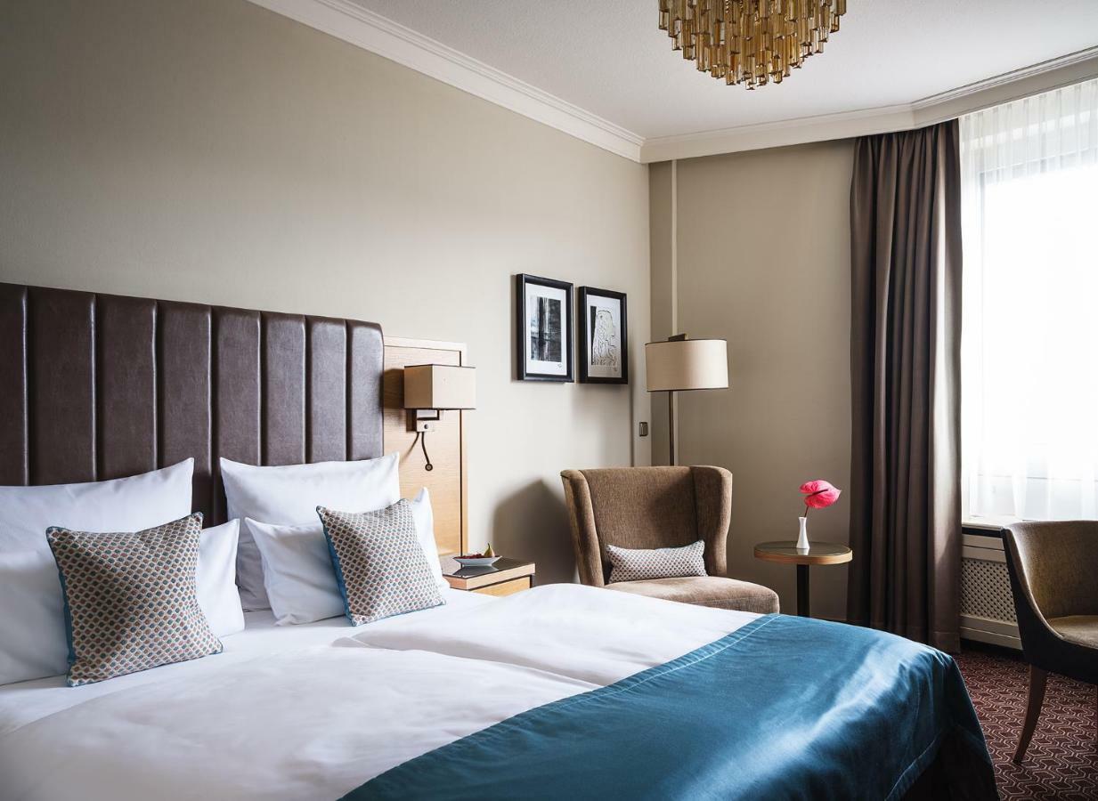 Executive Premium Room Queensize Bed