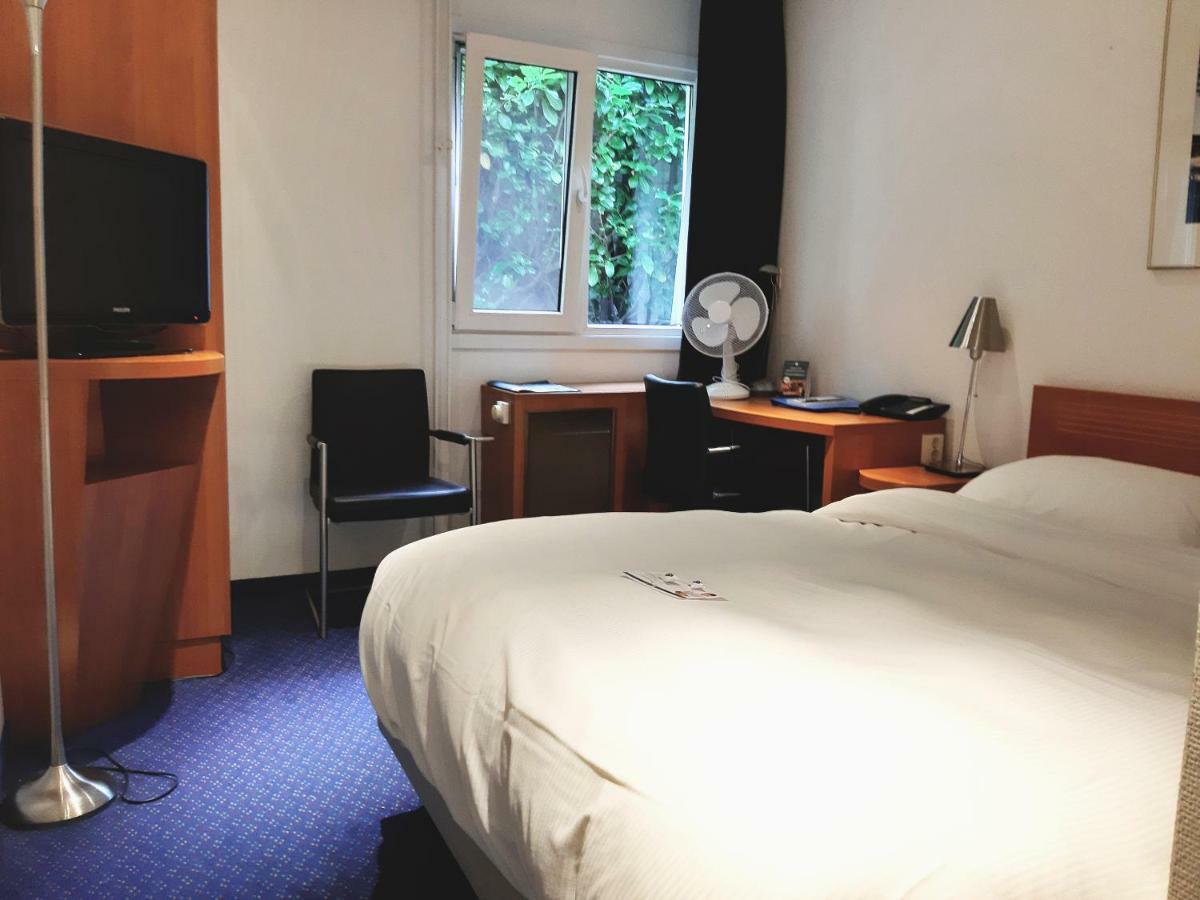 Small Double Room,830112953:JPEG