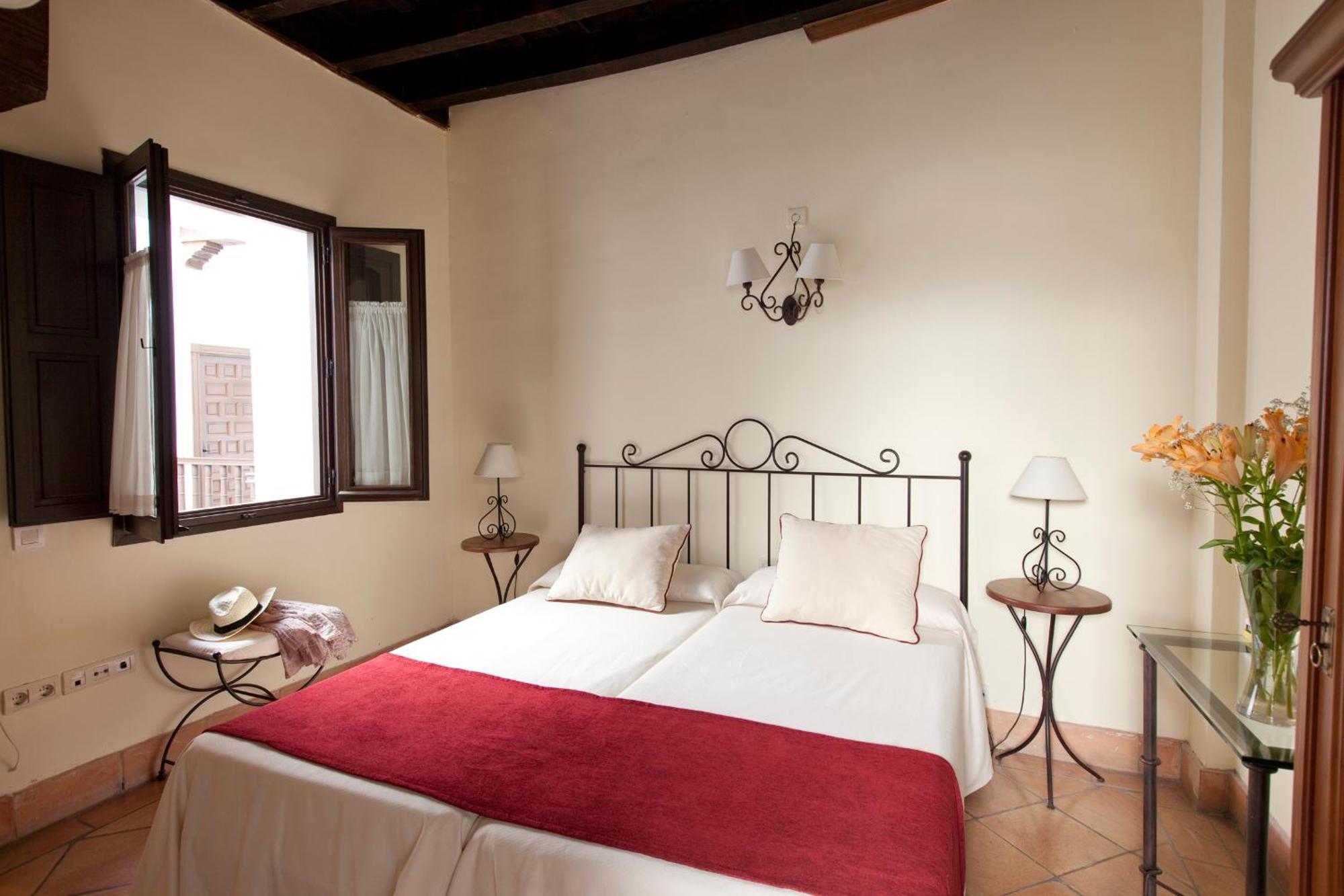 Standard Double or Twin Room,249424481:JPEG