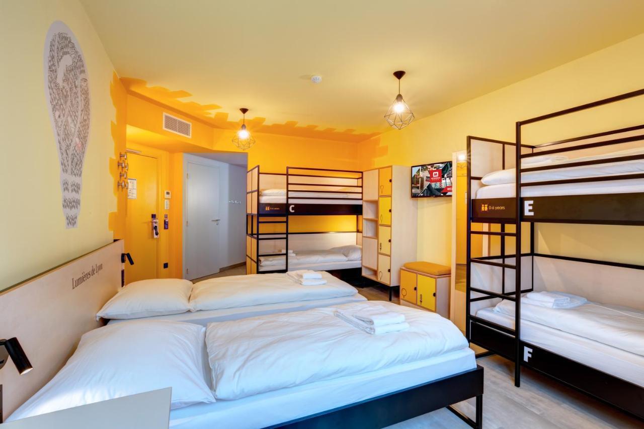 6-Bed Room,947536756:JPEG